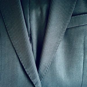 Boss Dark Navy Blue Pinstripe Suit 38S